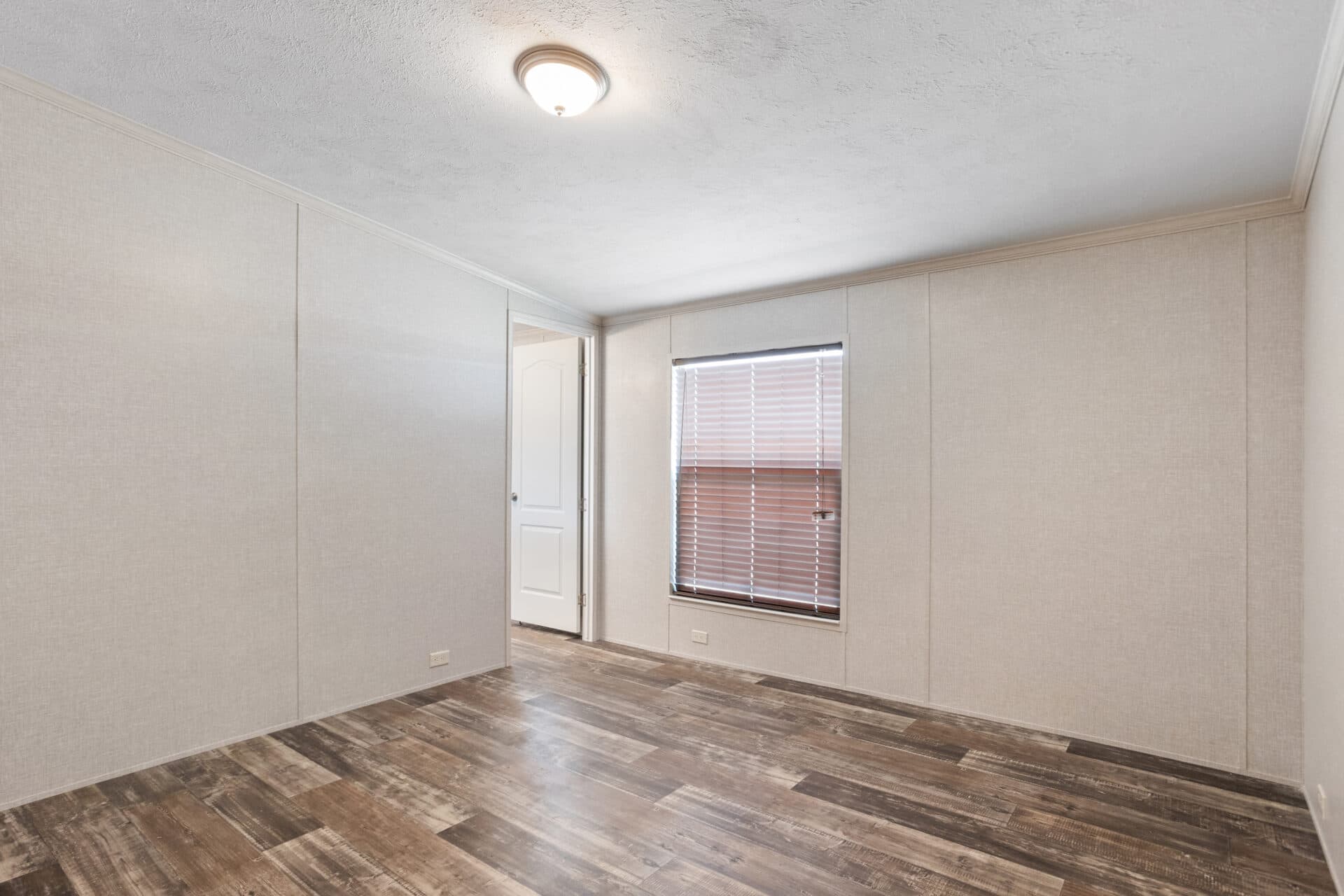 LG Doublewide 32×72-43A - View 23