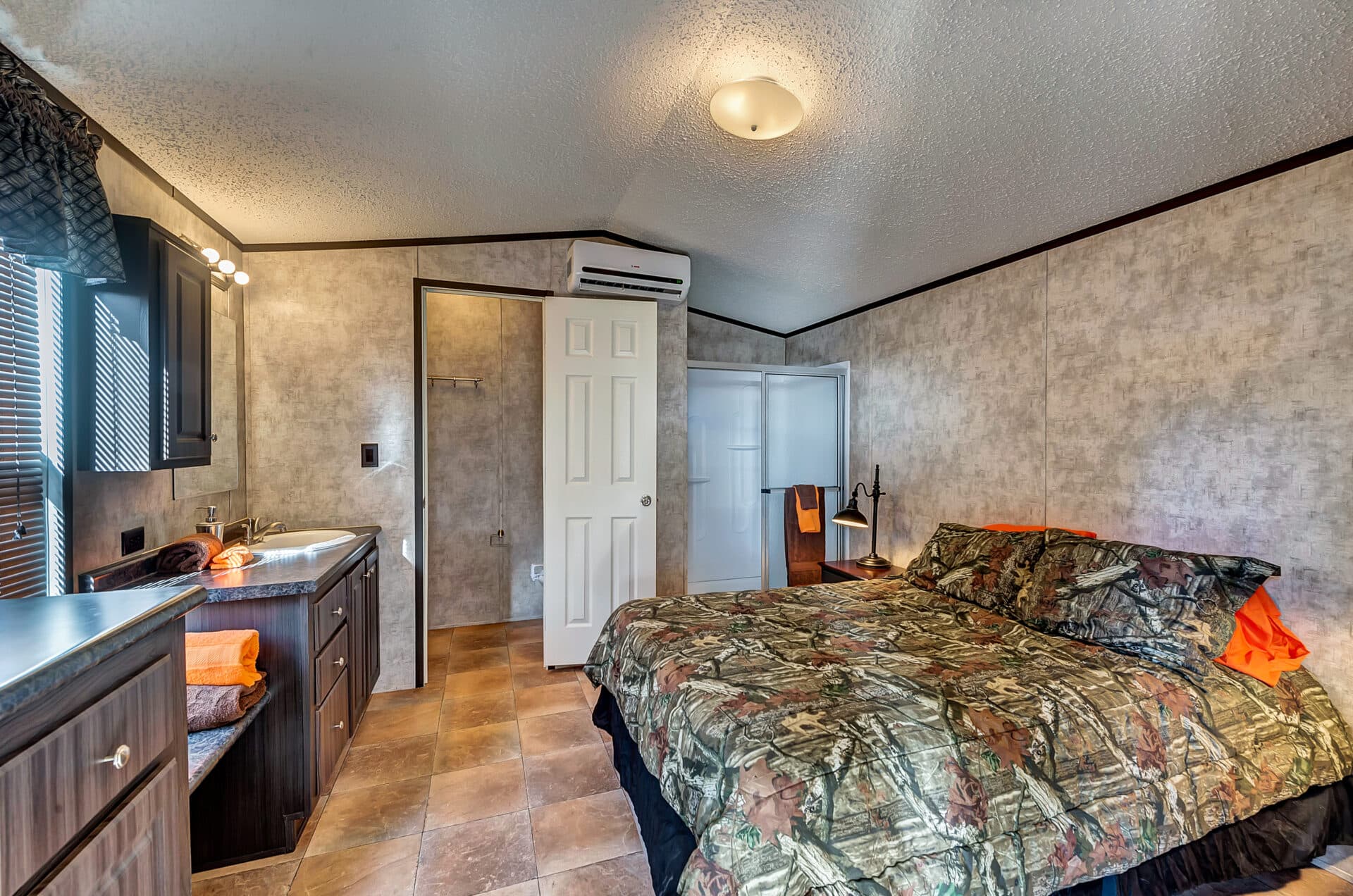LG Tiny Home 12×40-22A - View 5